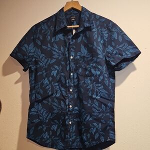 NWT J. Crew Men's Flex Washed Leaf Button Down Short Sleeve Shirt Sz. M